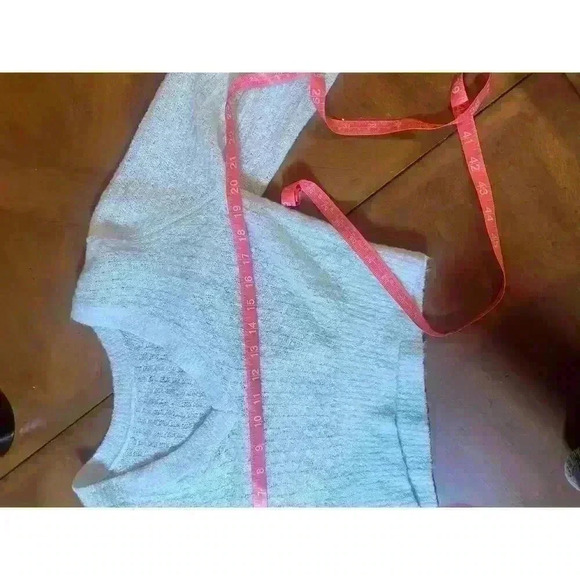 Babaton cropped merino wool sweater size small in excellent condition - Picture 8 of 11